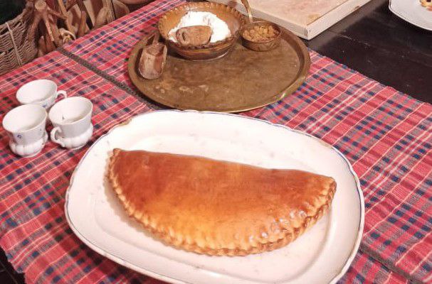 Загибень из картофеля с белыми грибами